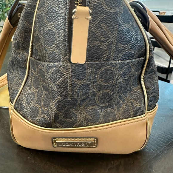 Calvin Klein Black and Tan Satchel - Picture 3 of 13